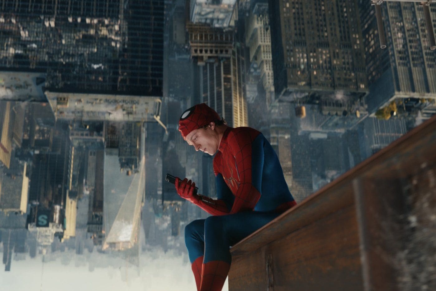 'Spider-Man' breaks record for domestic box office debut