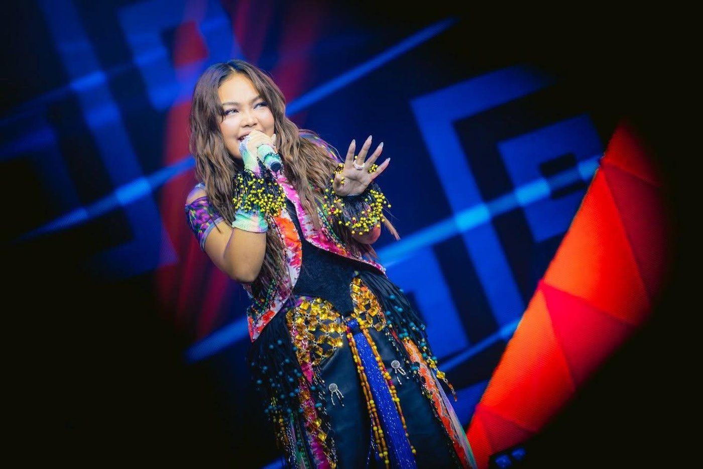 Carmelle Collado's 'Sobra Sobra' performance video hits over 1 million views
