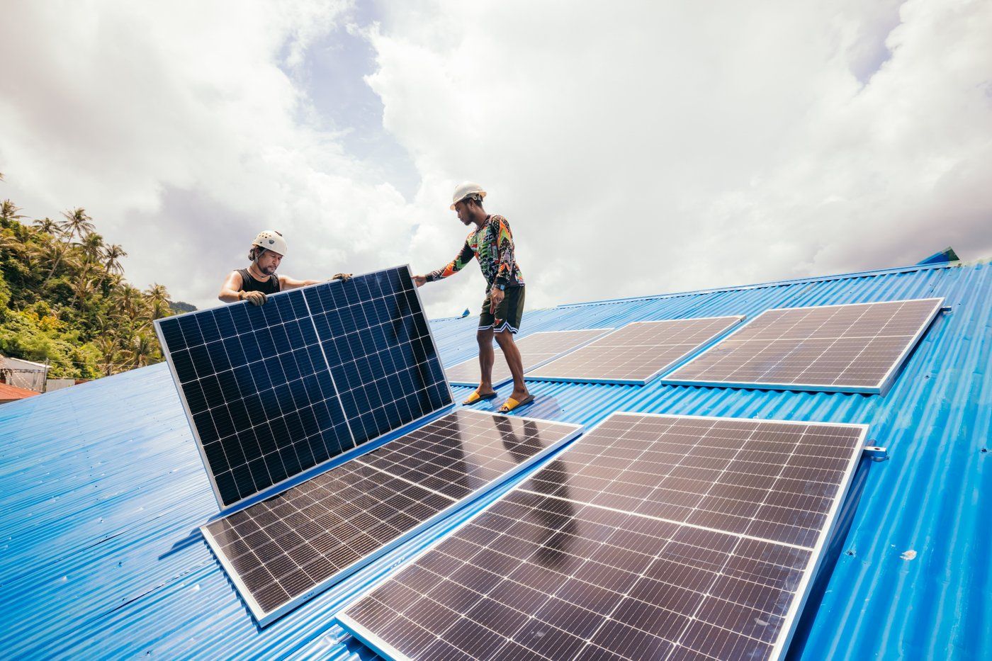 Renewables, battery storage key to ending Visayas power crisis—think tank