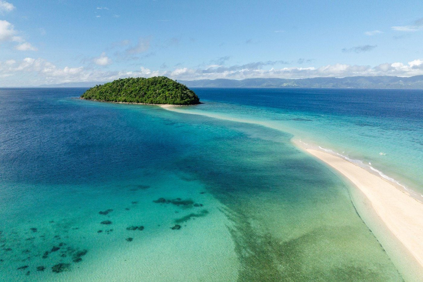 Sunlight Air to launch flights to Romblon this August