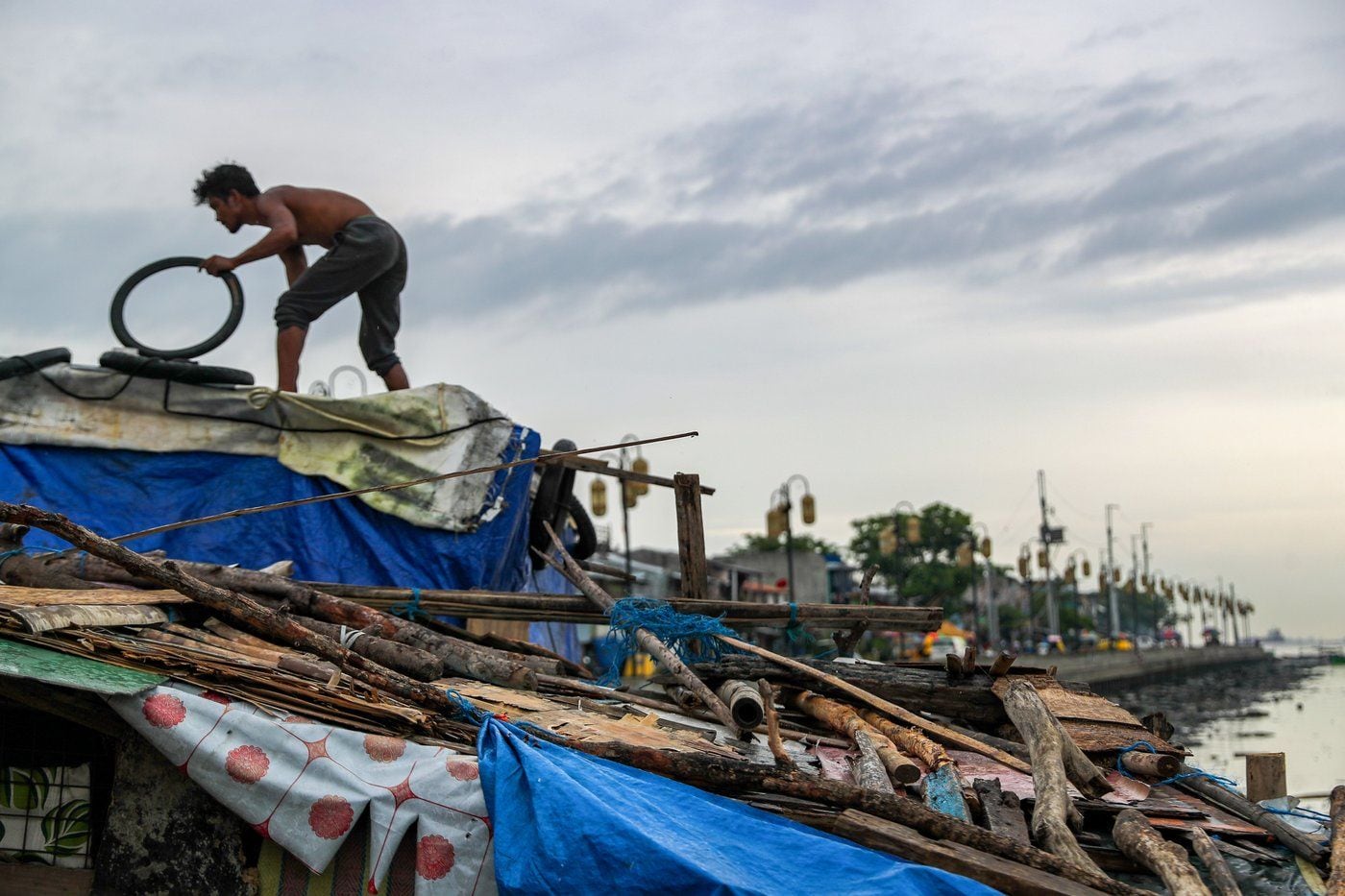 'Poorest' Filipinos most satisfied with local district representatives – survey