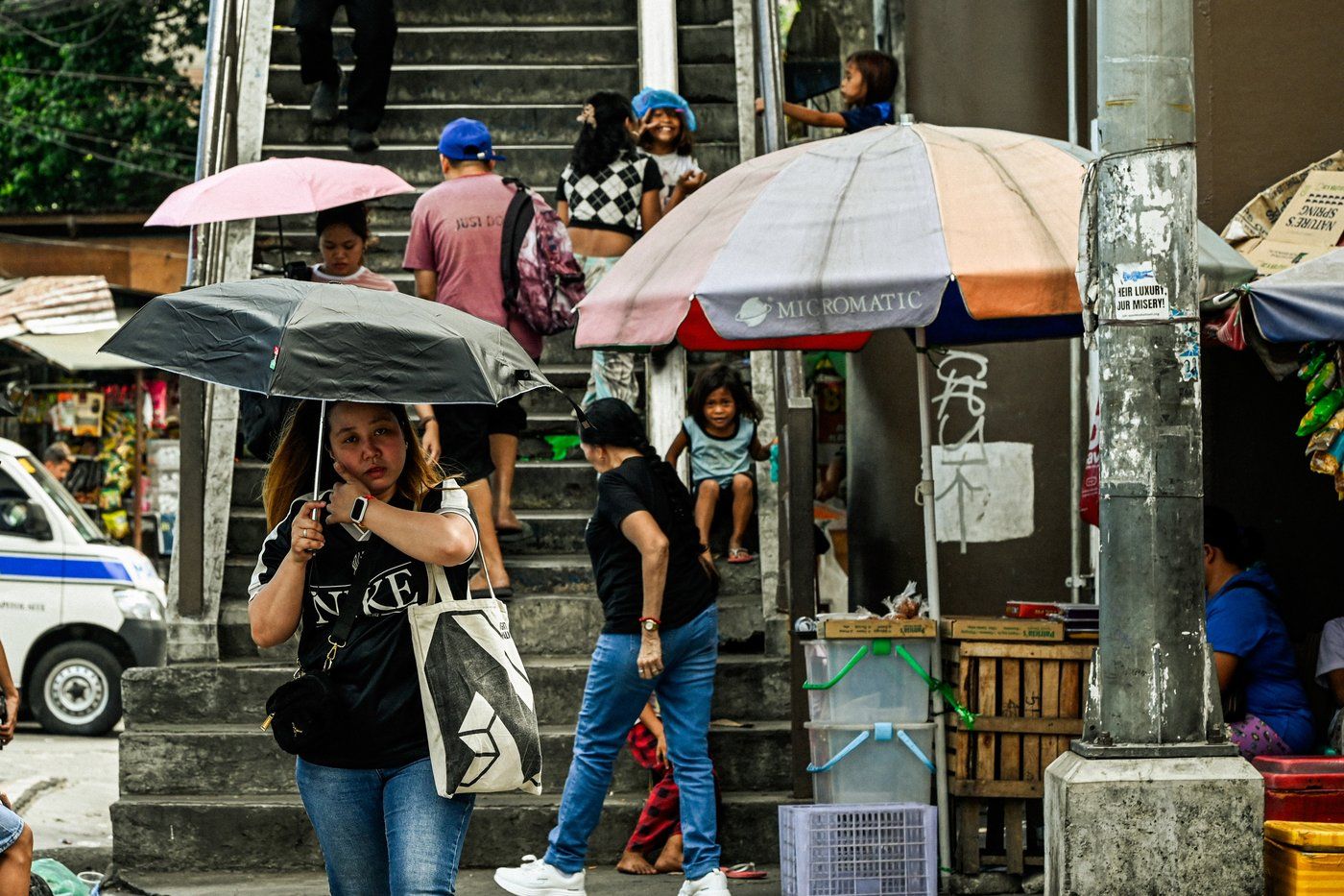 El Nino to be 'very strong', last until February, UN warns