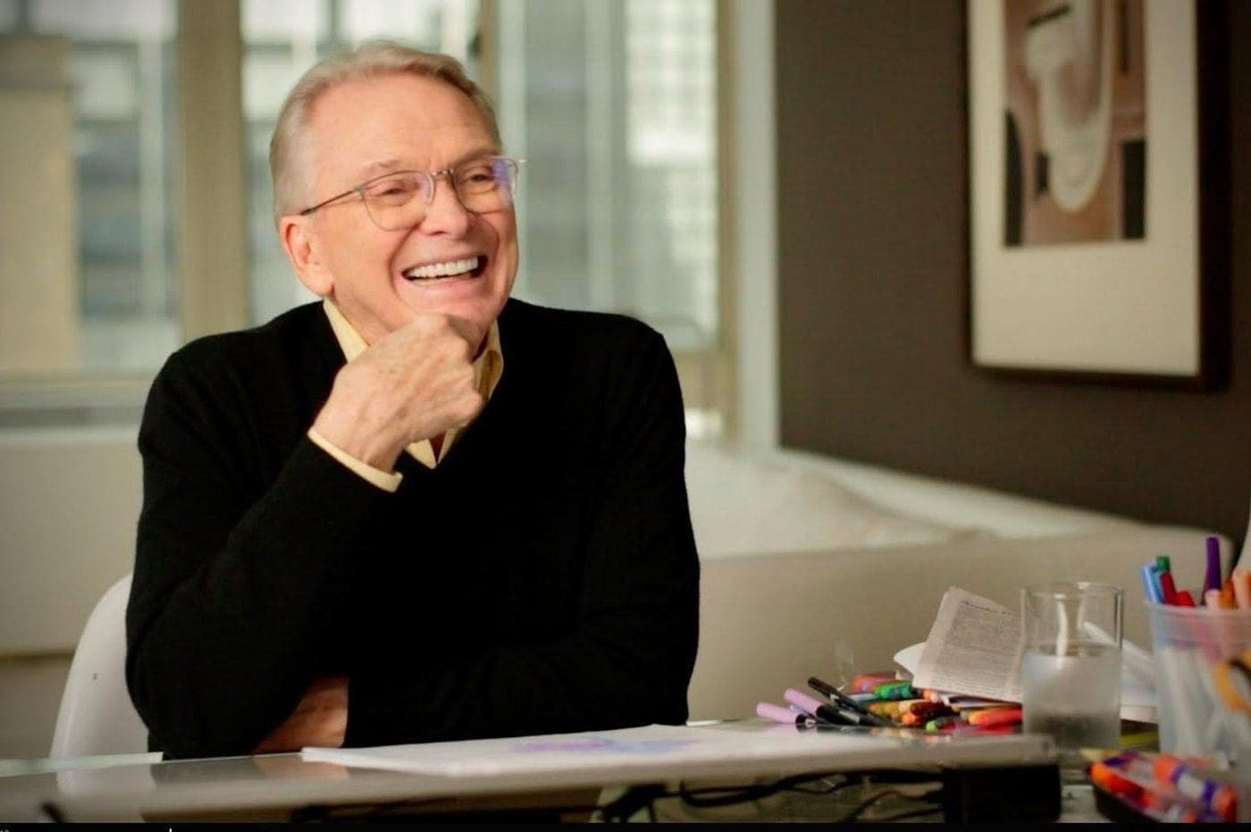 US designer Bob Mackie, known for Hollywood glamour, dies at 87